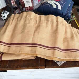 Classic Tan jute valance’s  there are 2 with Burgundy Stripe